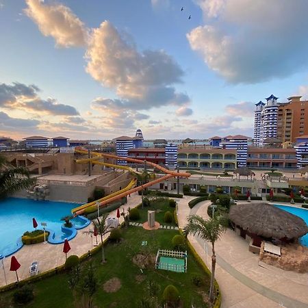 Porto Marina Resort Chalets Families Only 阿莱曼 外观 照片
