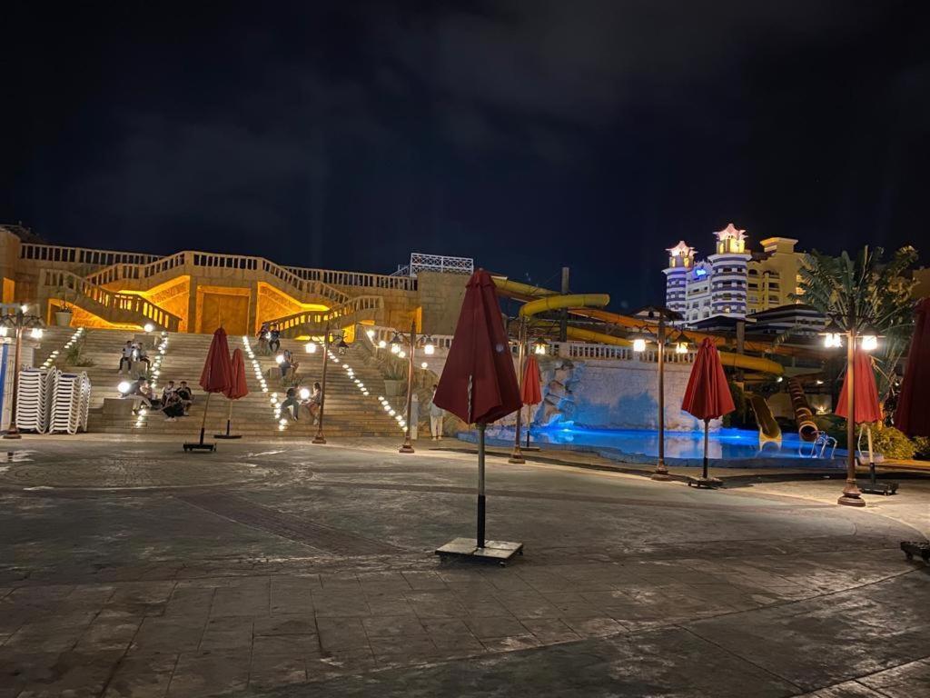 Porto Marina Resort Chalets Families Only 阿莱曼 外观 照片