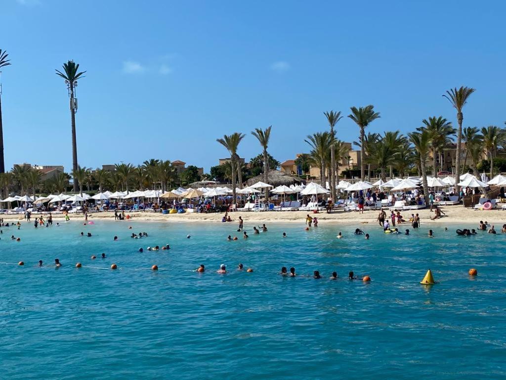Porto Marina Resort Chalets Families Only 阿莱曼 外观 照片