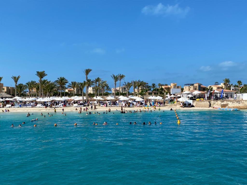 Porto Marina Resort Chalets Families Only 阿莱曼 外观 照片