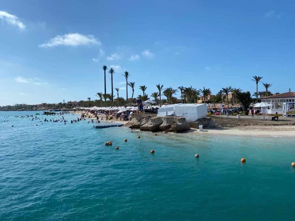 Porto Marina Resort Chalets Families Only 阿莱曼 外观 照片